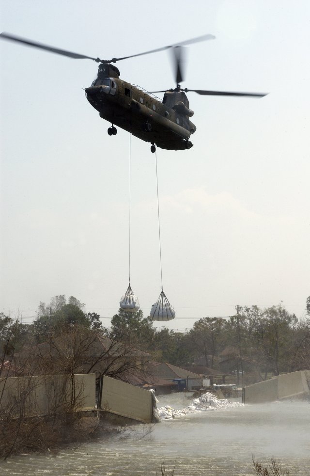 CH-47 Helicopter dropping sandbags in the New Orleans 17th Street Canal levee breach in the wake of Hurricane Katrina