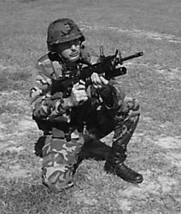 Figure 5-4. Kneeling position, leaf sight.