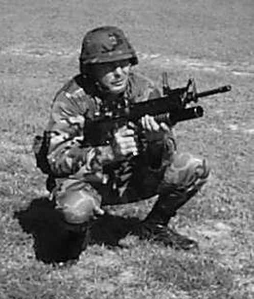 Figure 5-12. Squatting position, leaf sight.