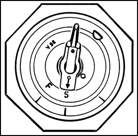 Figure B-10. Ensuring tracer trainer bolt is in the safe position.