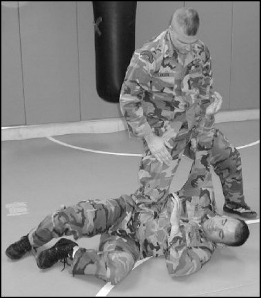 Figure 5-14. Hip throw, step 2 (continued).