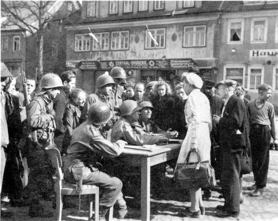 A SPEARHEAD DETACHMENT AT WORK