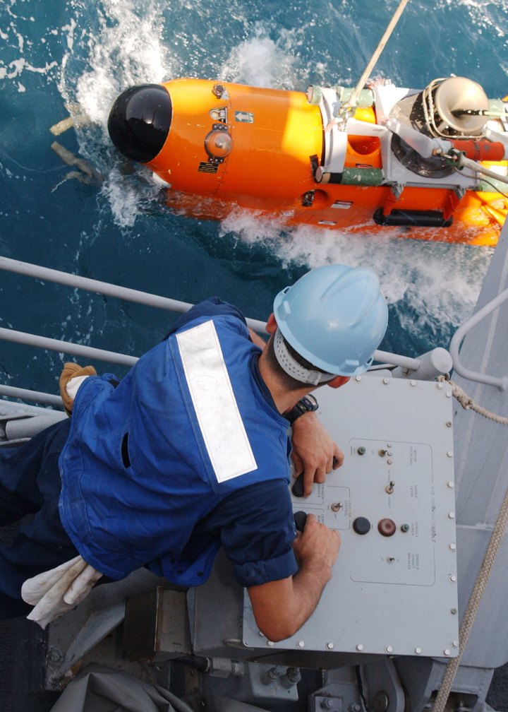 AN/SLQ-48 - Mine Neutralization Equipment