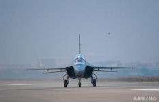 L-15 lead-in fighter trainer (LIFT)