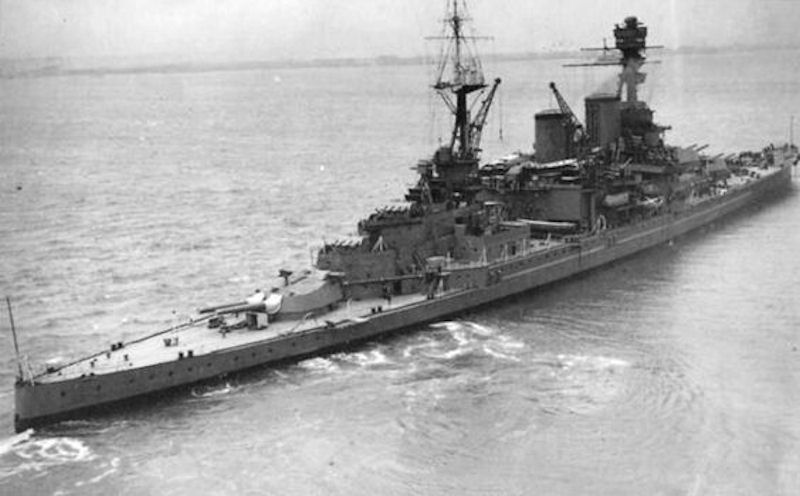 hms-repulse-image02.jpg