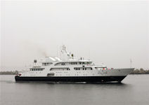 Project 1388NZ Communication boat