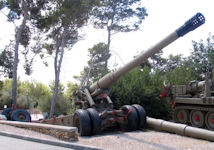 S-23 180mm gun