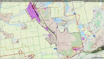 Composition of the town of Avdiivka. Industrial zones (purple) / Coummunity boundary in black dotted line.