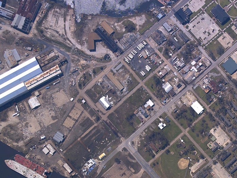 Aerial image of Orange, TX as of Sept. 26, 2005