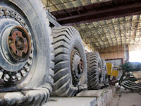 MAZ 7904